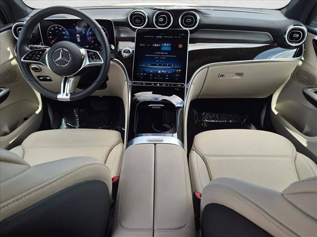 Certified 2026 Mercedes-Benz GLC 300 image 17