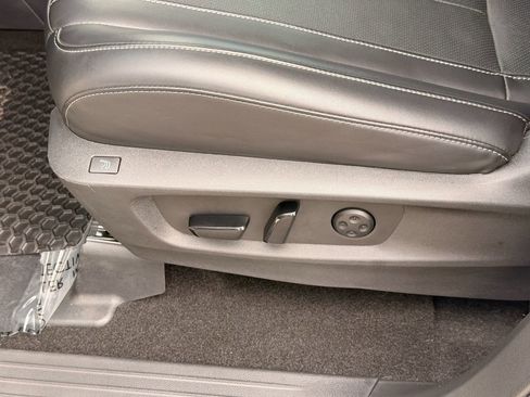 Certified 2025 INFINITI QX60 Sensory w/ Vision Package image 15