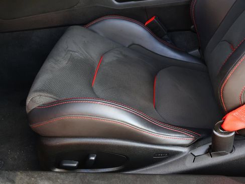 Used 2019 Chevrolet Camaro ZL1 image 11