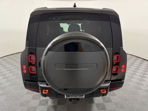 Used 2023 Land Rover Defender 130 X AWD/4WD image 11
