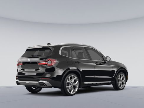 Used 2022 BMW X3 xDrive30i w/ Convenience Package AWD/4WD image 3