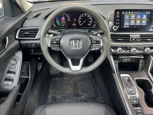 Used 2021 Honda Accord Hybrid image 14