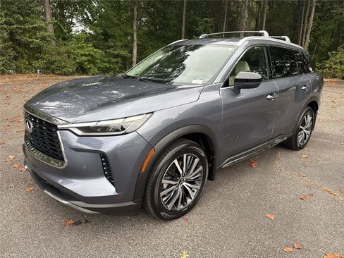 Used 2025 INFINITI QX60 Sensory w/ Vision Package image 34