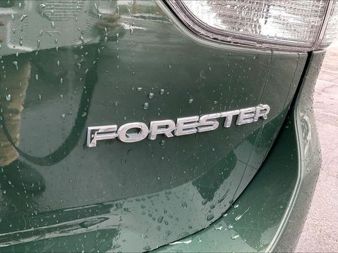 Certified 2023 Subaru Forester Premium image 9