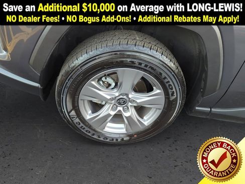 Used 2023 Toyota RAV4 XLE w/ Convenience Package image 13