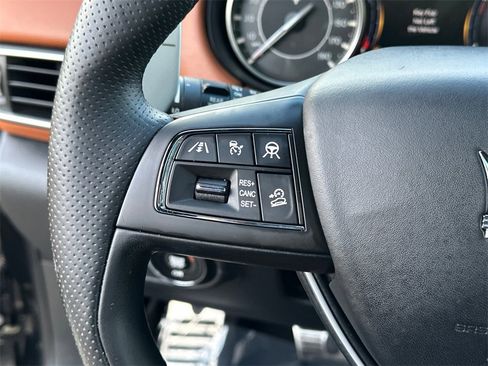 Used 2021 Maserati Levante GranSport image 24