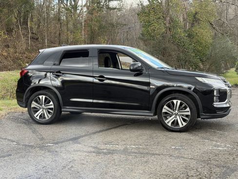 Used 2020 Mitsubishi Outlander Sport ES image 31