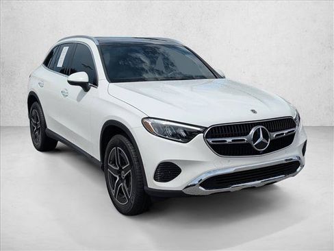 Certified 2026 Mercedes-Benz GLC 300 4MATIC image 3