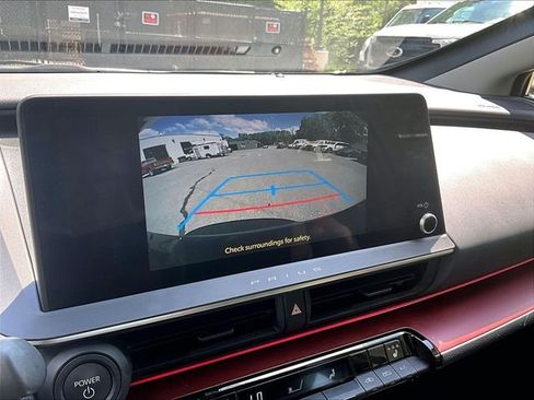 Used 2024 Toyota Prius Prime FWD image 27