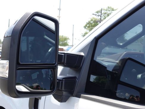 Used 2023 Ford F150 Lariat w/ Equipment Group 502A High AWD/4WD image 14
