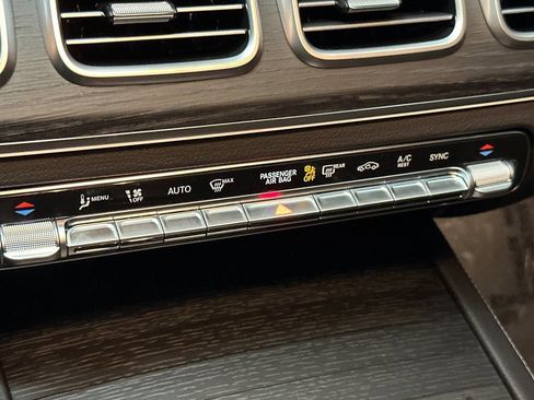 New 2025 Mercedes-Benz GLE 450 4MATIC image 16
