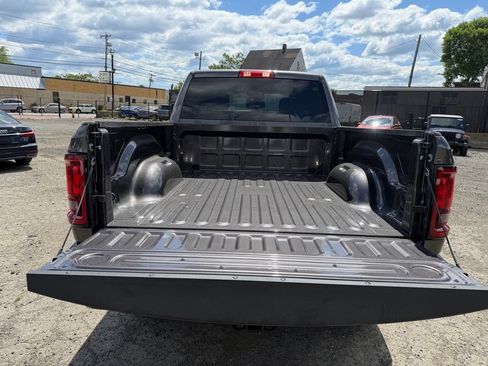 New 2026 RAM 2500 Big Horn AWD/4WD image 21
