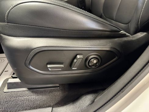 Used 2021 Jeep Grand Cherokee L Limited AWD/4WD image 13