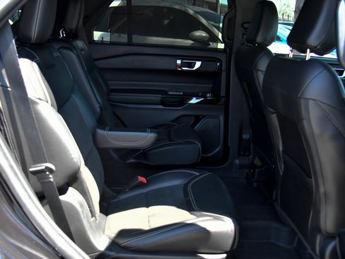 Used 2022 Ford Explorer ST w/ ST Street Pack RWD image 48