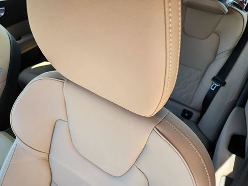 New 2026 Volvo XC60 T8 Plus w/ Protection Package Premier AWD/4WD image 6