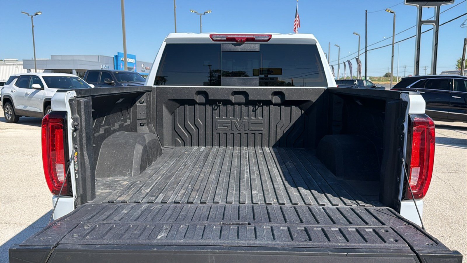 Used 2026 GMC Sierra 1500 Denali Ultimate AWD/4WD image 25
