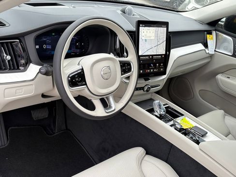 New 2026 Volvo XC60 B5 Ultra w/ Protection Package Premier image 14