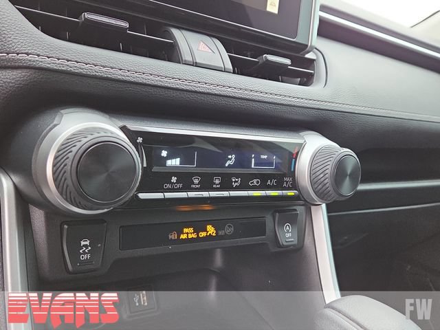 Certified 2025 Toyota RAV4 LE FWD image 9