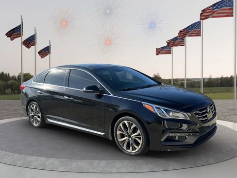 Used 2017 Hyundai Sonata Limited 2.0T image 8