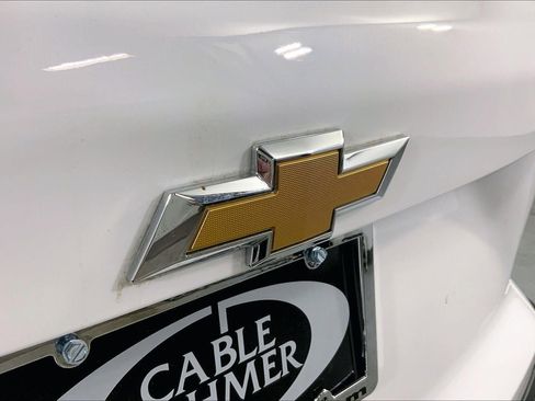 Used 2025 Chevrolet Equinox LT image 29