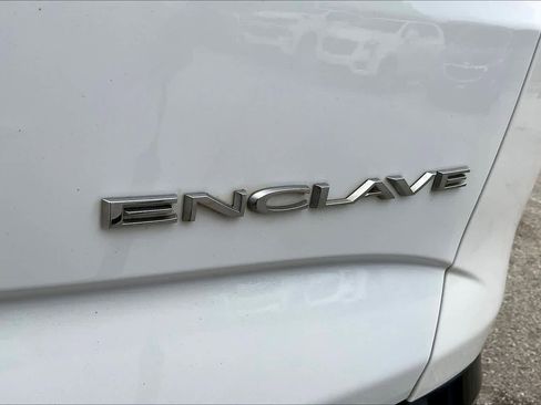 Used 2019 Buick Enclave Essence image 10