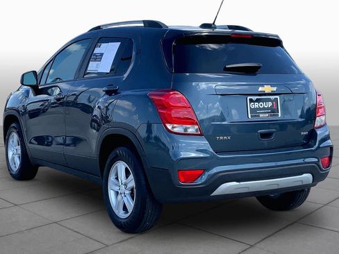 Used 2022 Chevrolet Trax LT w/ LT Convenience Package AWD/4WD image 12