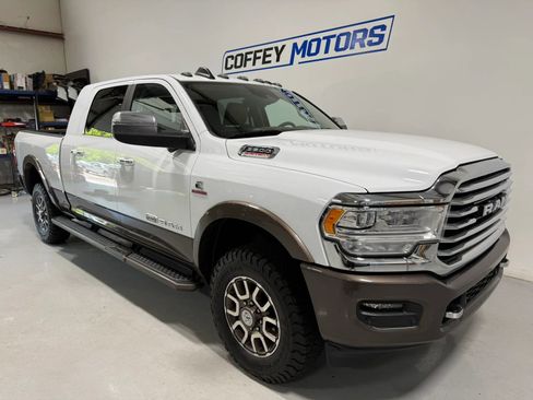 Used 2022 RAM 2500 Limited AWD/4WD image 8