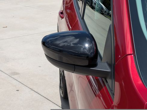 Used 2021 Ford Escape SE w/ SE Sport Appearance Package FWD image 8