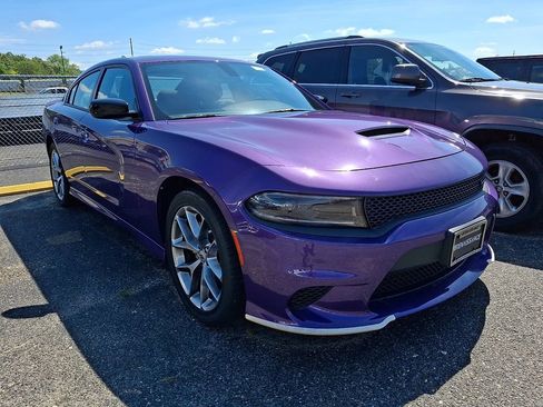 Used 2023 Dodge Charger GT RWD image 3