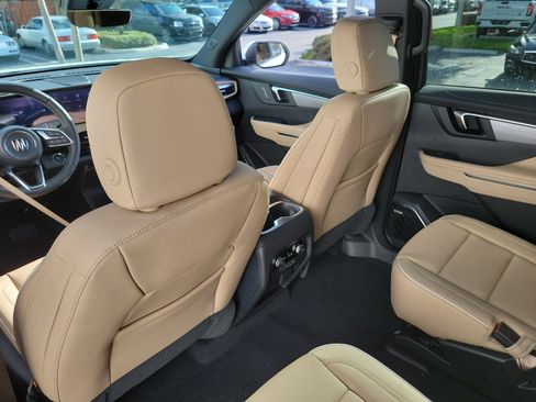 New 2026 Buick Enclave Preferred image 14