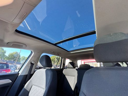 Used 2018 Volkswagen Atlas Launch Edition image 21