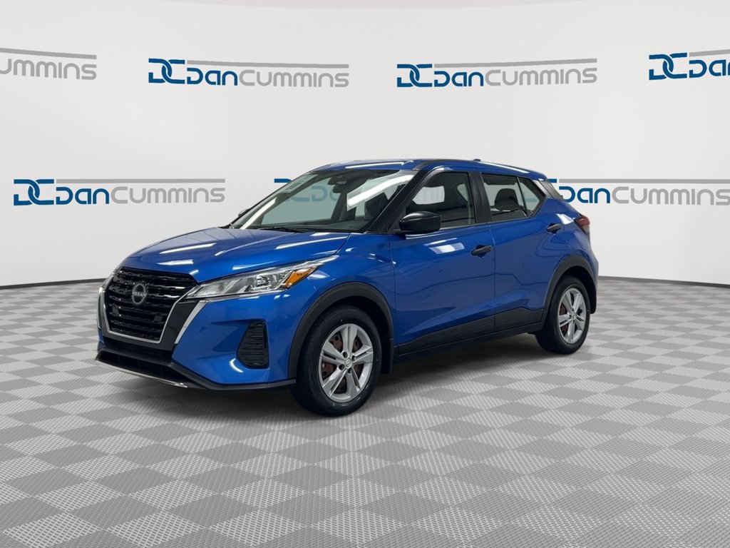 Used 2023 Nissan Kicks S FWD image 4