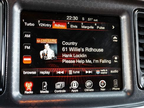 Used 2016 Dodge Challenger SRT w/ Technology Group image 28