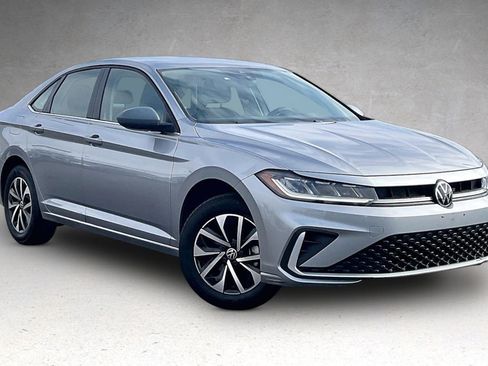 Used 2025 Volkswagen Jetta S FWD image 2