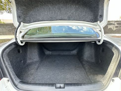 Used 2021 Honda Accord LX image 25