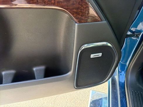 Used 2018 GMC Sierra 1500 SLT w/ SLT Premium Package image 18