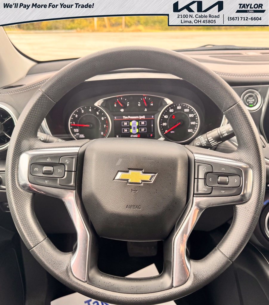 Used 2025 Chevrolet Blazer LT FWD image 11