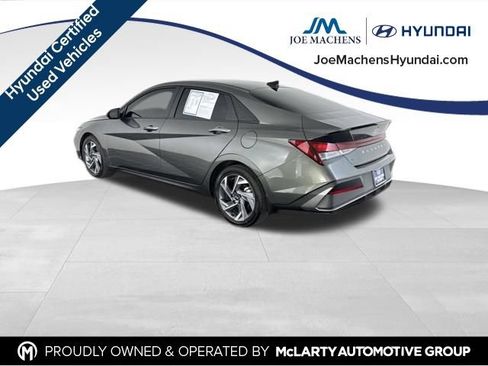 Used 2025 Hyundai Elantra Sport FWD image 10