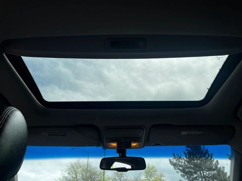 Used 2010 Honda Crosstour EX-L image 12