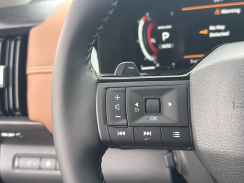 New 2026 Nissan Pathfinder Platinum image 20