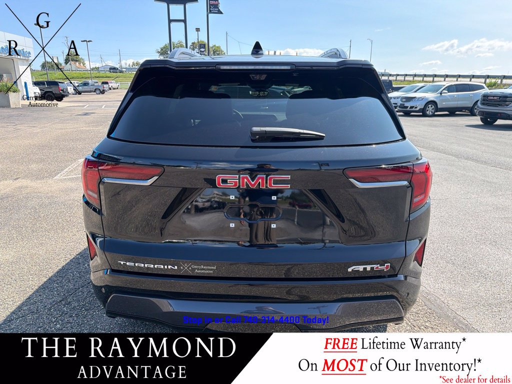 New 2027 GMC Terrain AT4 w/ Technology Package II AWD/4WD image 5