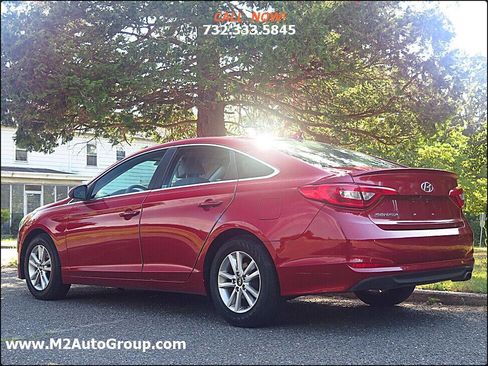 Used 2016 Hyundai Sonata SE image 3