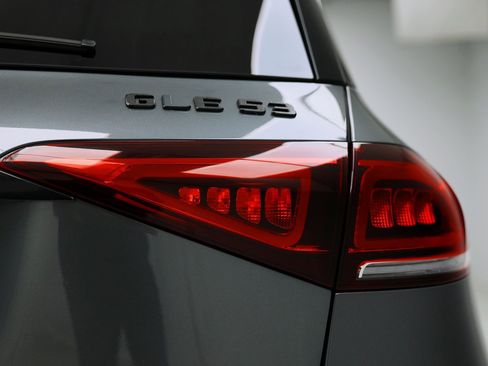 Used 2023 Mercedes-Benz GLE 53 AMG 4MATIC image 19