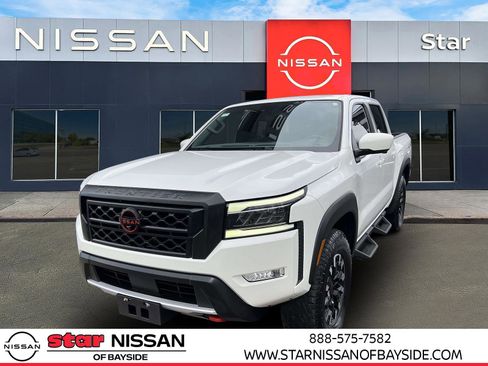 Used 2023 Nissan Frontier PRO-4X w/ Pro Convenience Package image 3