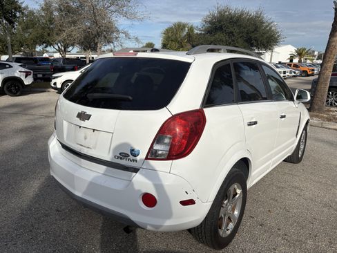 Used 2014 Chevrolet Captiva Sport LT w/ Convenience Package image 7