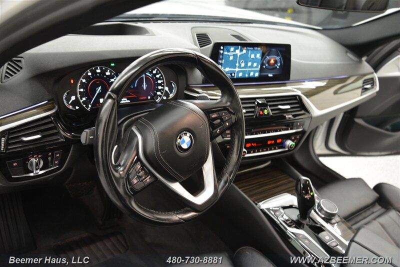 Used 2018 BMW 530e RWD image 16
