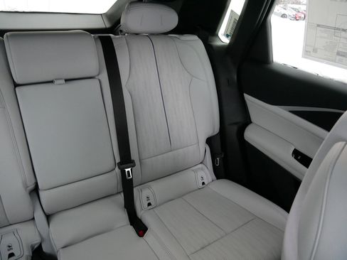 New 2026 Cadillac Lyriq Luxury image 12