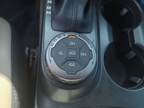 Used 2023 Ford Bronco Wildtrak AWD/4WD image 23