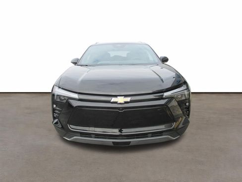 Used 2025 Chevrolet Blazer EV LT w/ Super Cruise Package AWD/4WD image 8