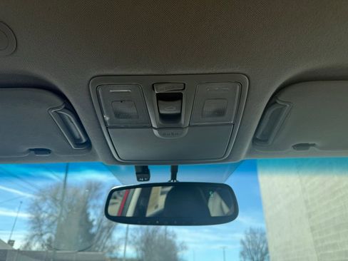 Used 2013 Hyundai Elantra Limited w/ Technology Pkg image 18